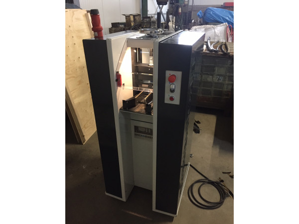 BRONNEBERG páračka kabelů KAB-X – Veltruby